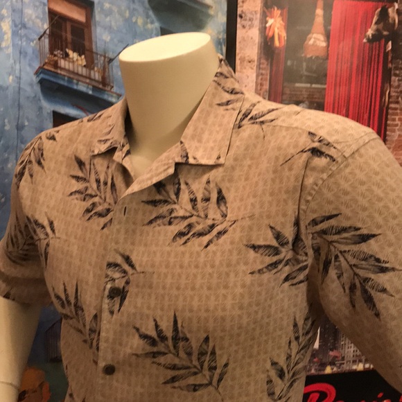 Axist silk shirt - Picture 8 of 10